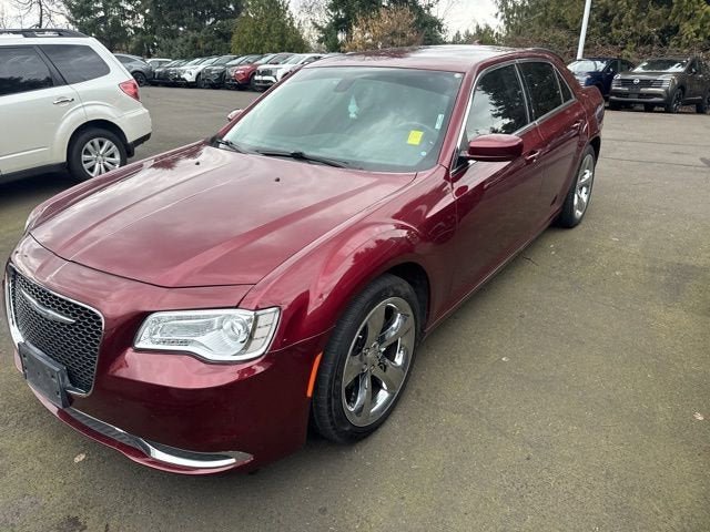 2018 Chrysler 300 Touring L RWD