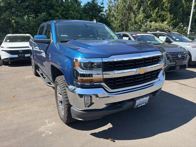 Deep Ocean Blue Metallic 2018 Chevrolet Silverado 1500 LT Crew Cab 4WD Pickup Truck Four-Wheel Drive Automatic