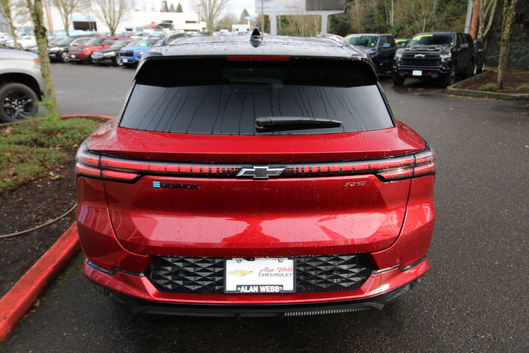 View vehicle photo 5