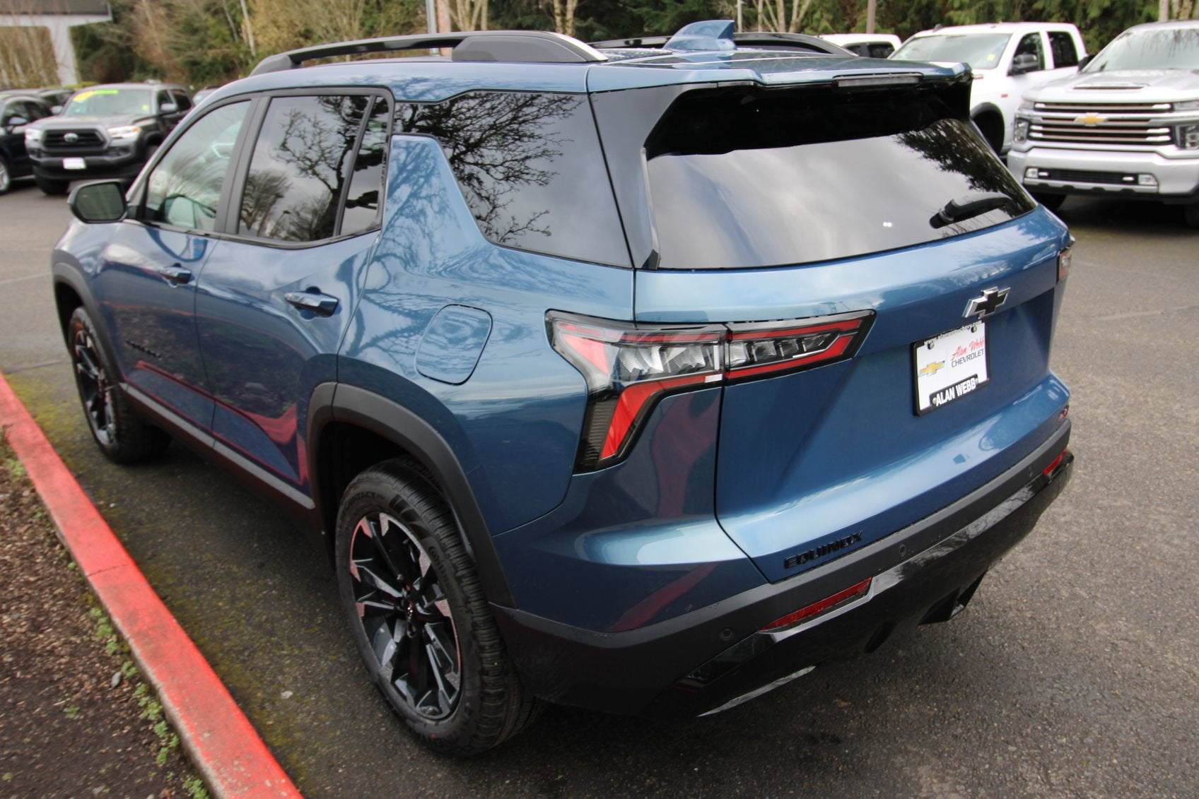 View vehicle photo 6