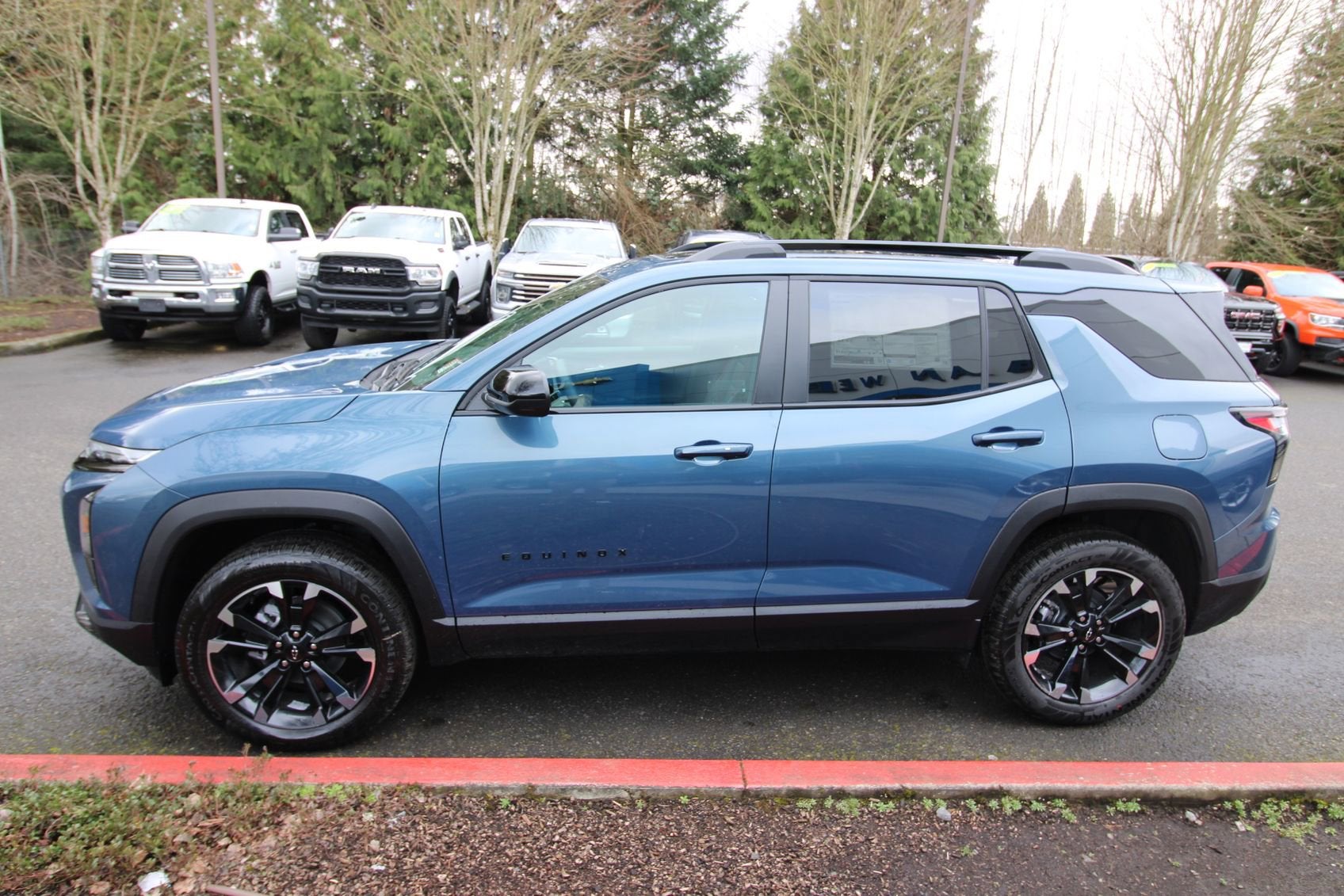 View vehicle photo 7