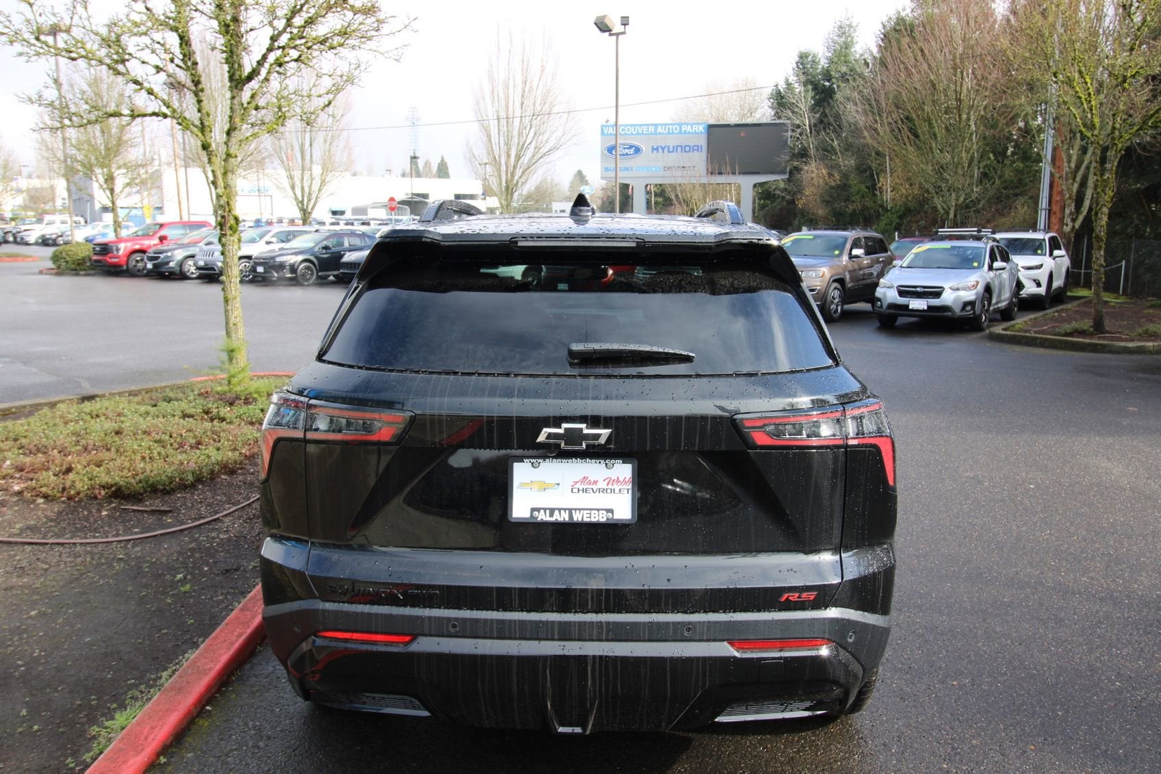 View vehicle photo 5