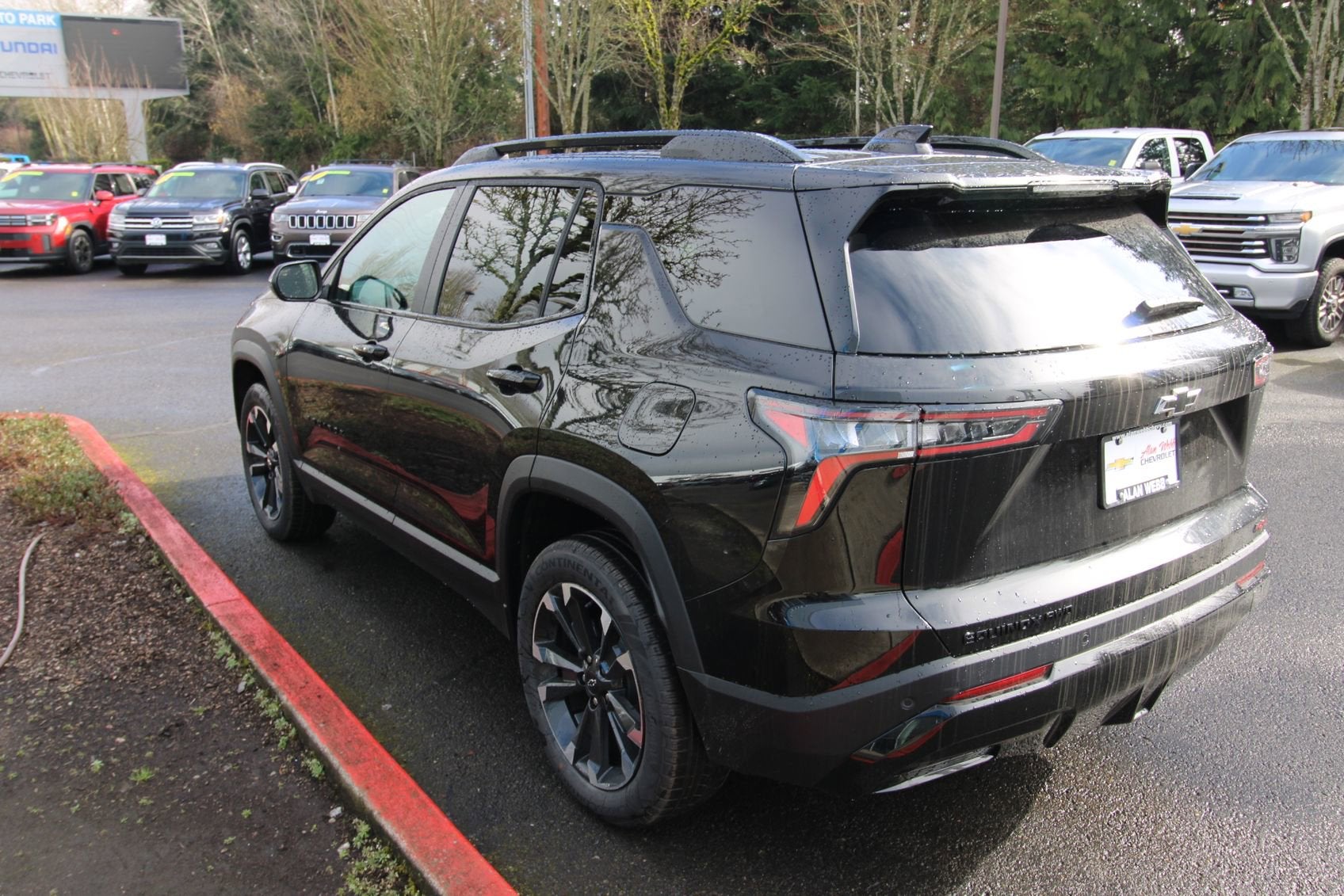 View vehicle photo 6