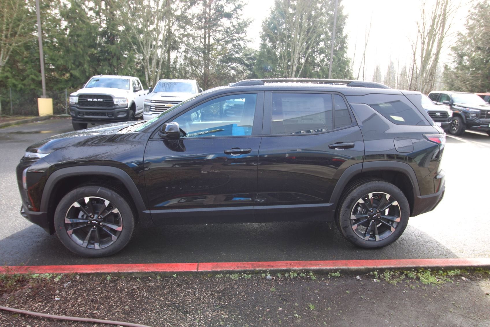 View vehicle photo 7