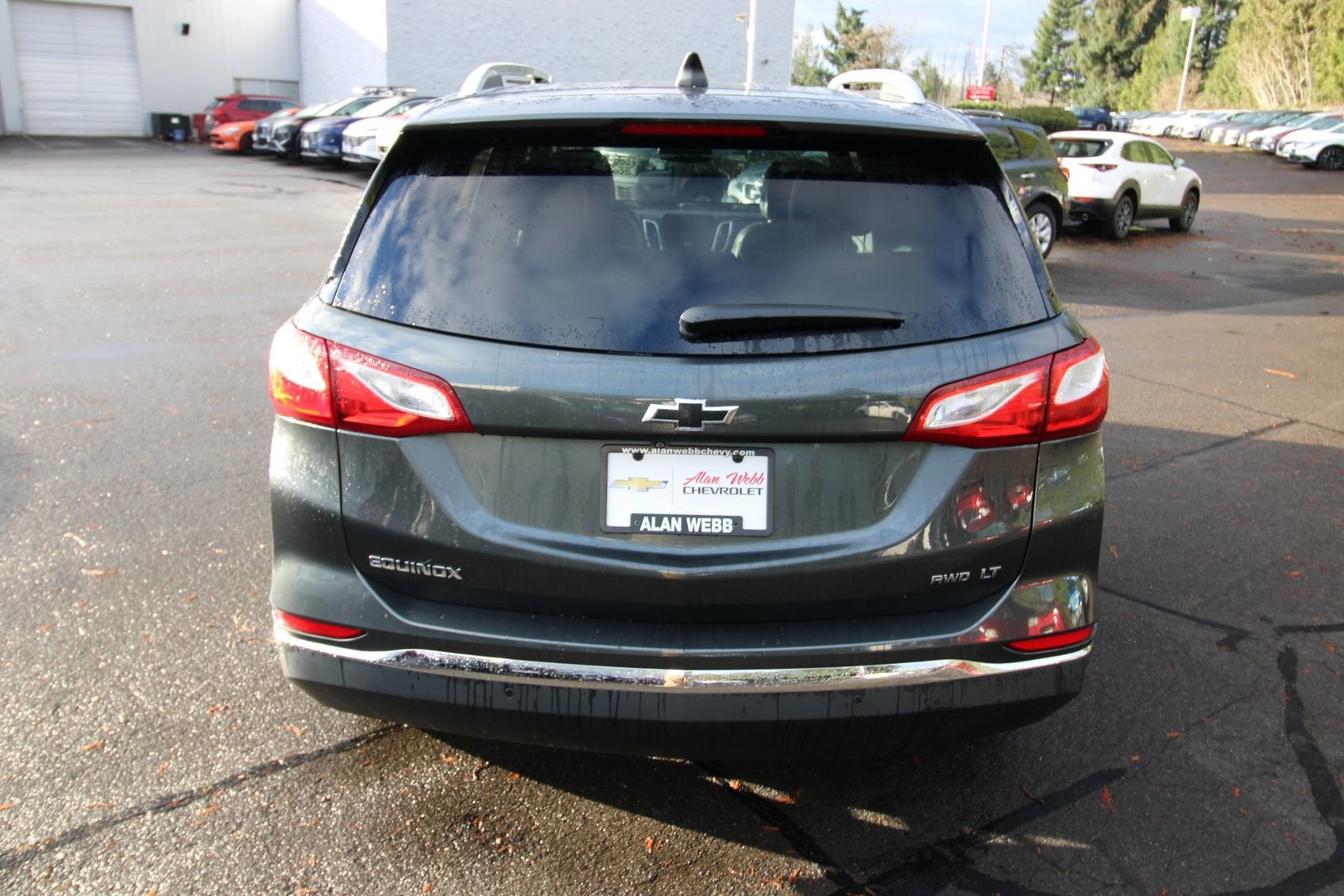 View vehicle photo 4