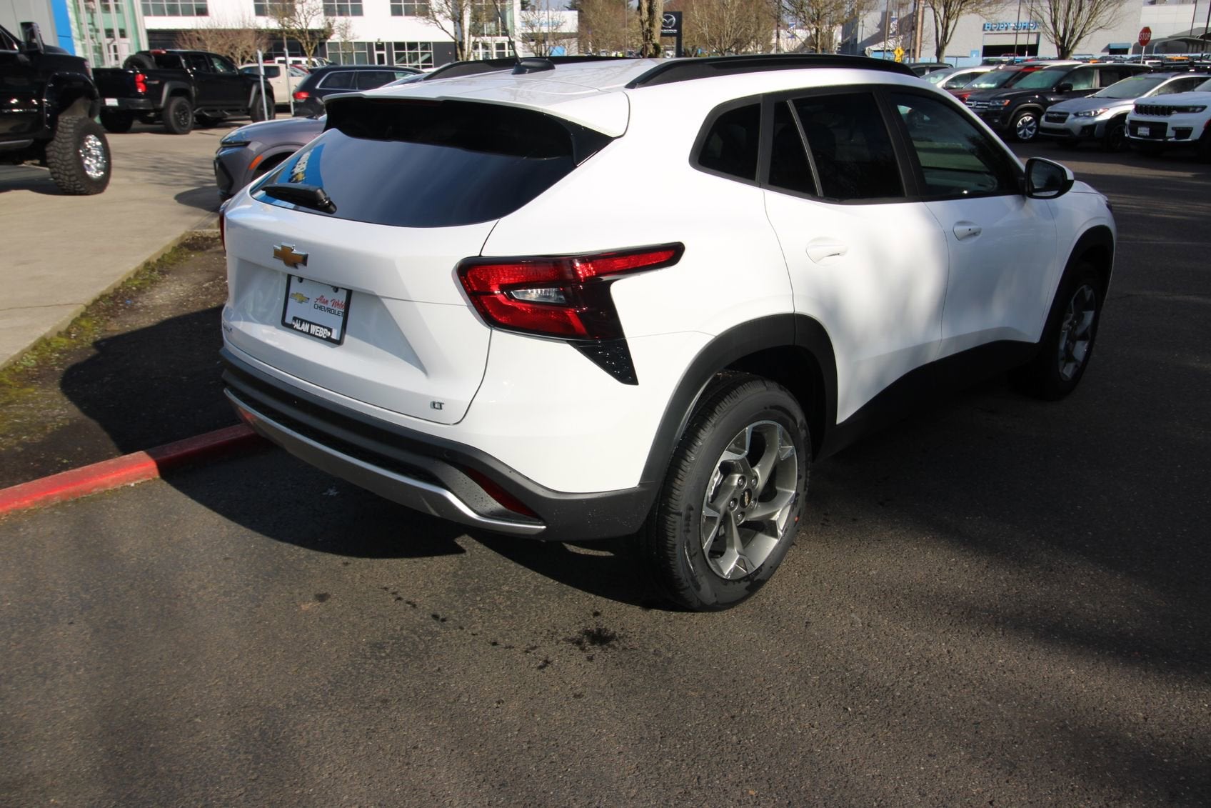 View vehicle photo 3