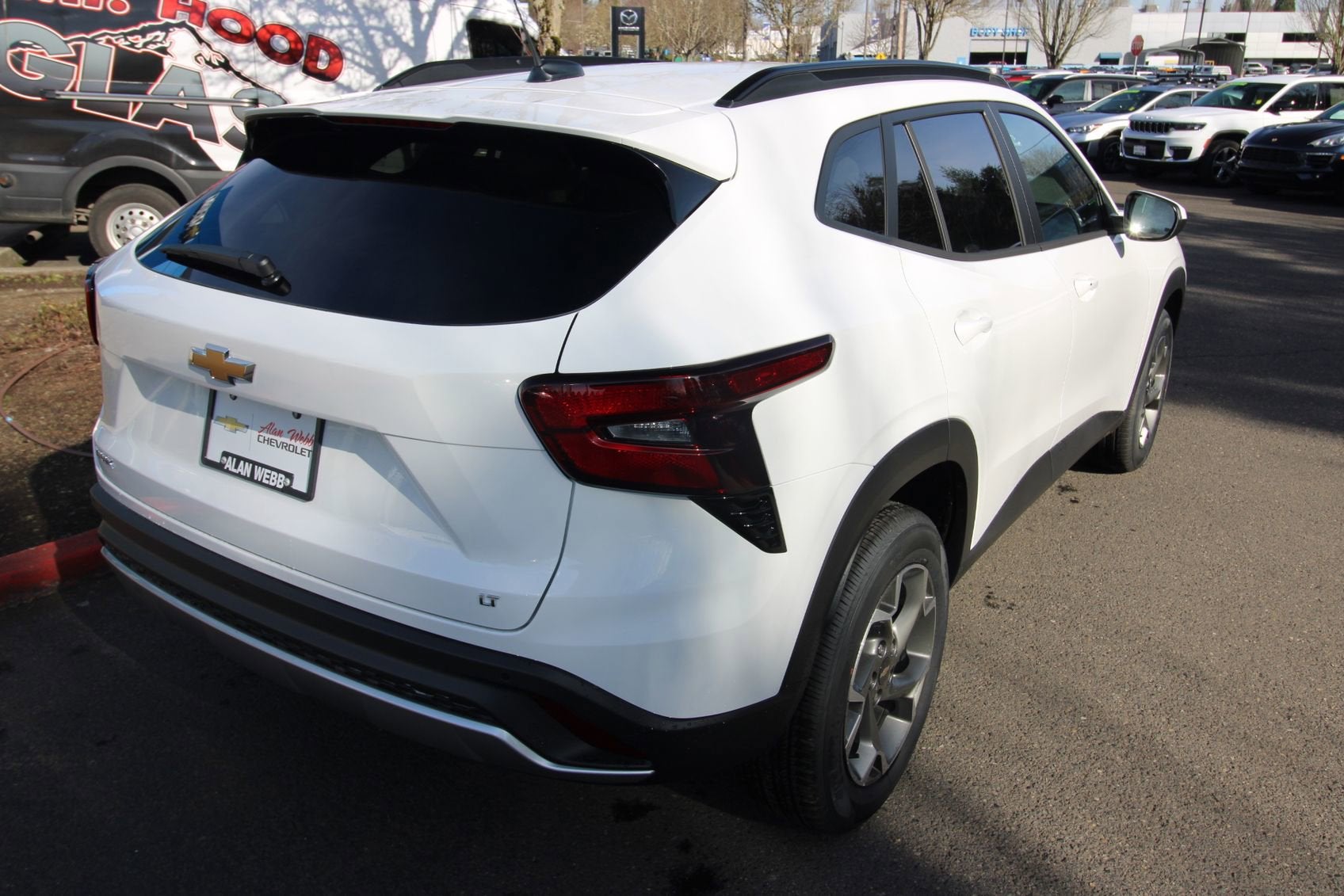 View vehicle photo 3