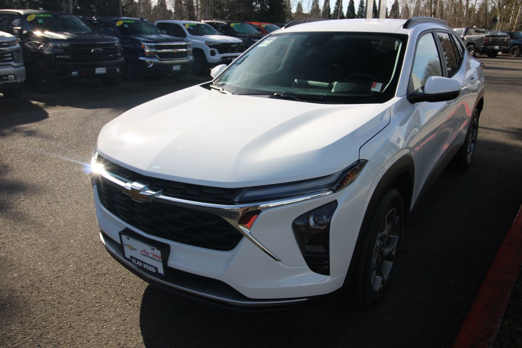 View vehicle photo 7