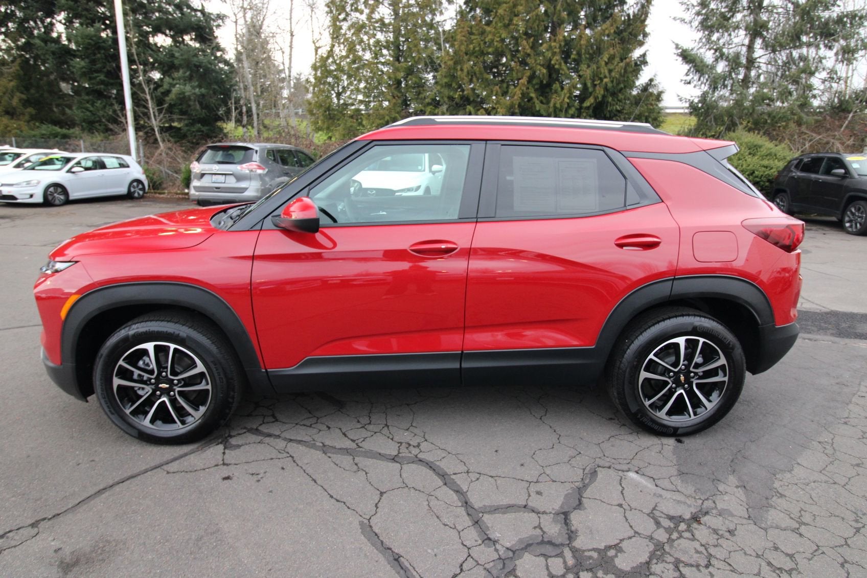 View vehicle photo 6