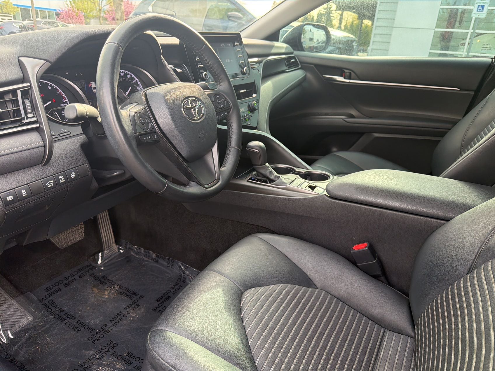 View vehicle photo 5
