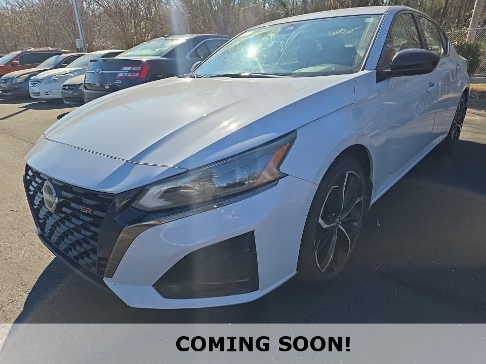 2023 Nissan Altima 2.5 SR FWD