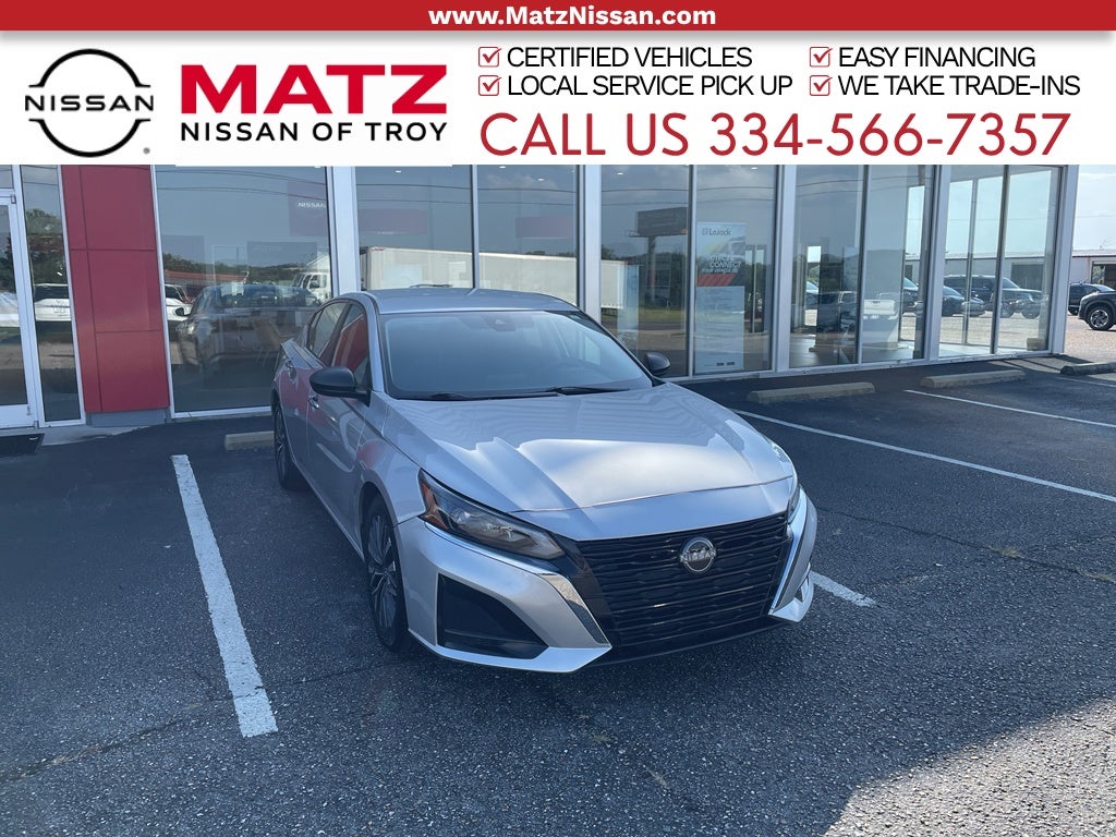 Brilliant Silver Metallic 2024 Nissan Altima Sedan Front-Wheel Drive Continuously Variable Transmission