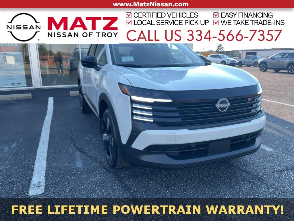 Aspen White Tricoat 2026 Nissan Kicks SUV / Crossover Front-Wheel Drive 