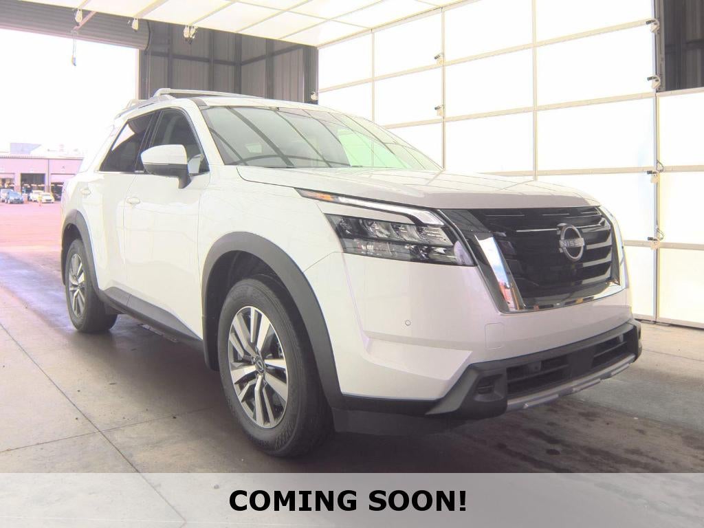 2025 Nissan Pathfinder SL 4WD