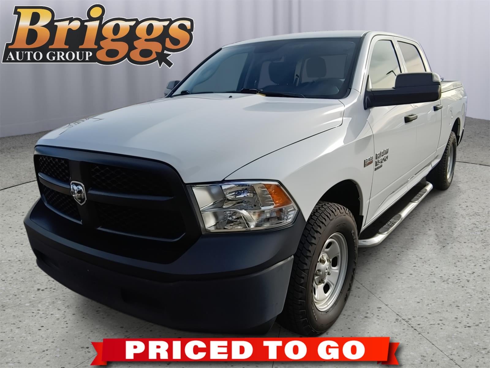 2022 RAM 1500 Classic Tradesman Crew Cab 4WD