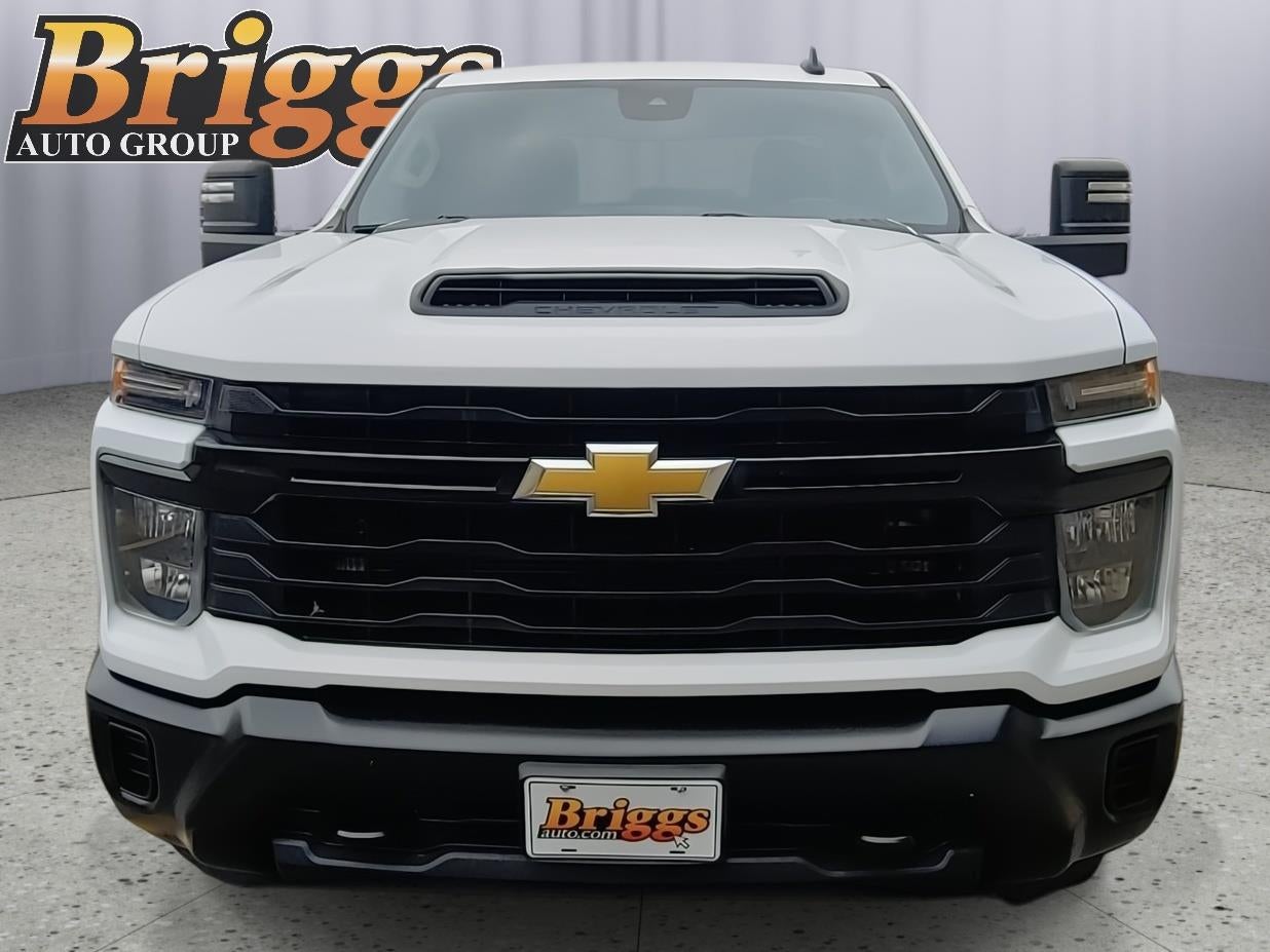 View vehicle photo 2