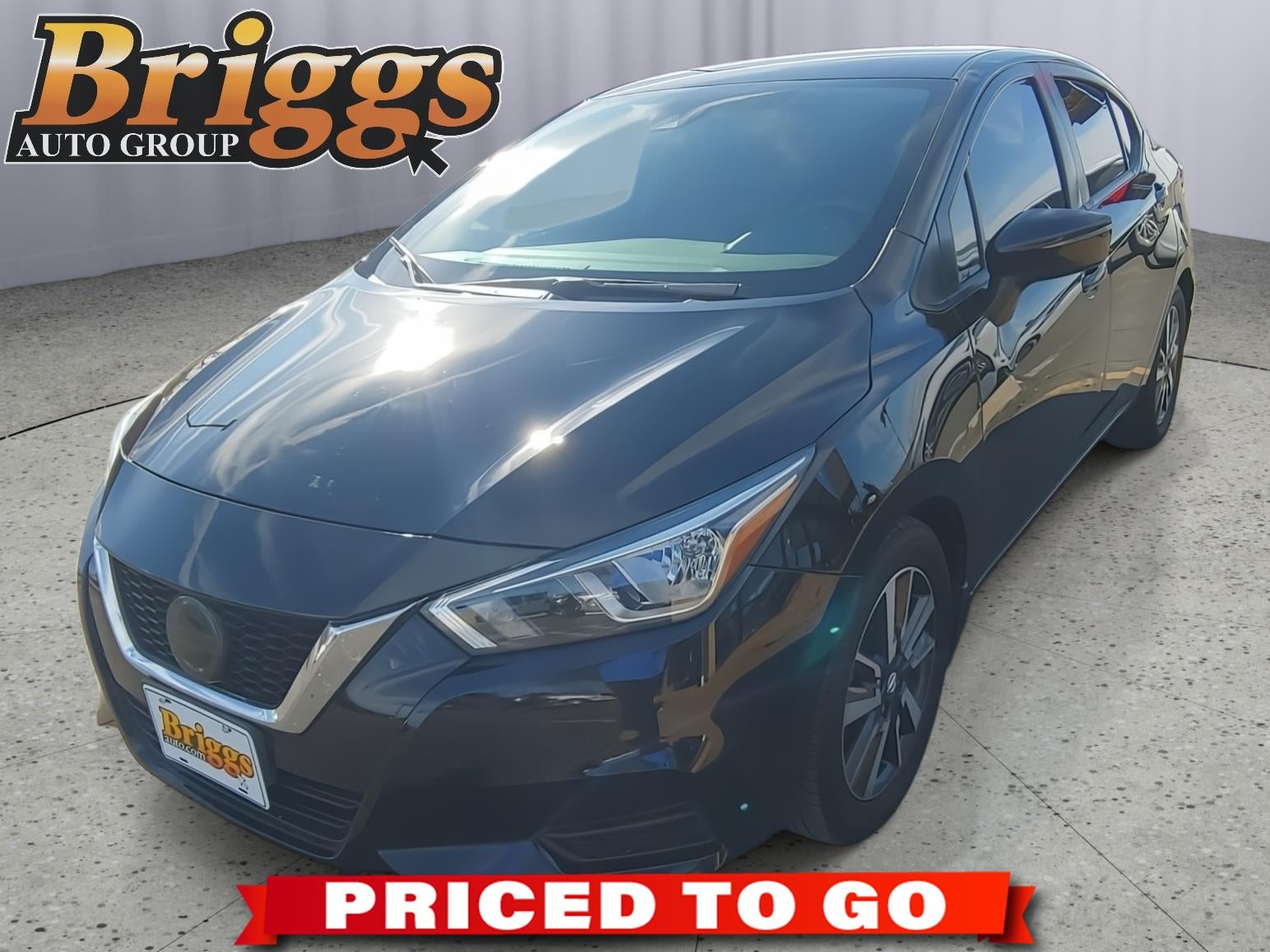 2021 Nissan Versa SV FWD