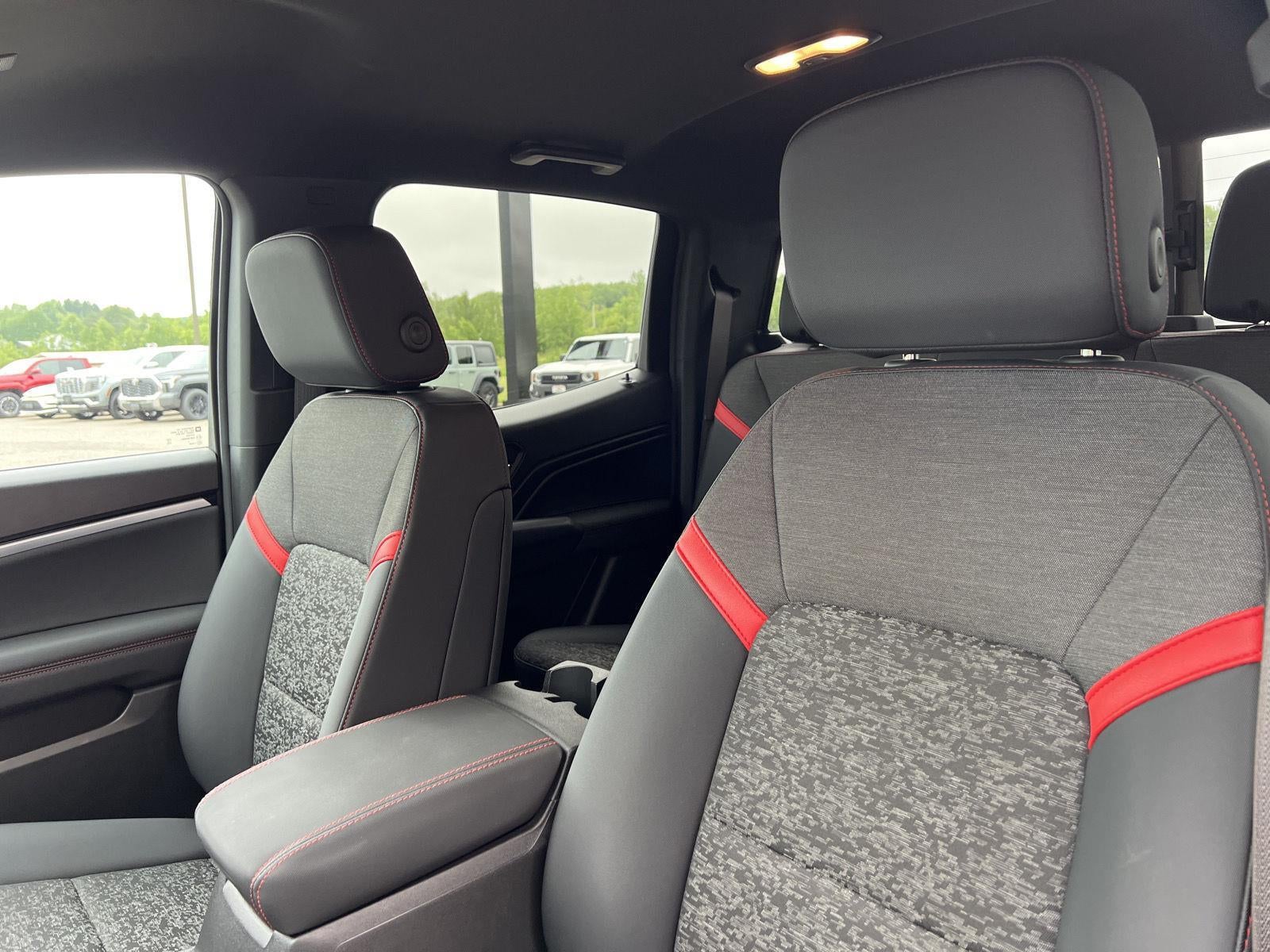 View vehicle photo 4