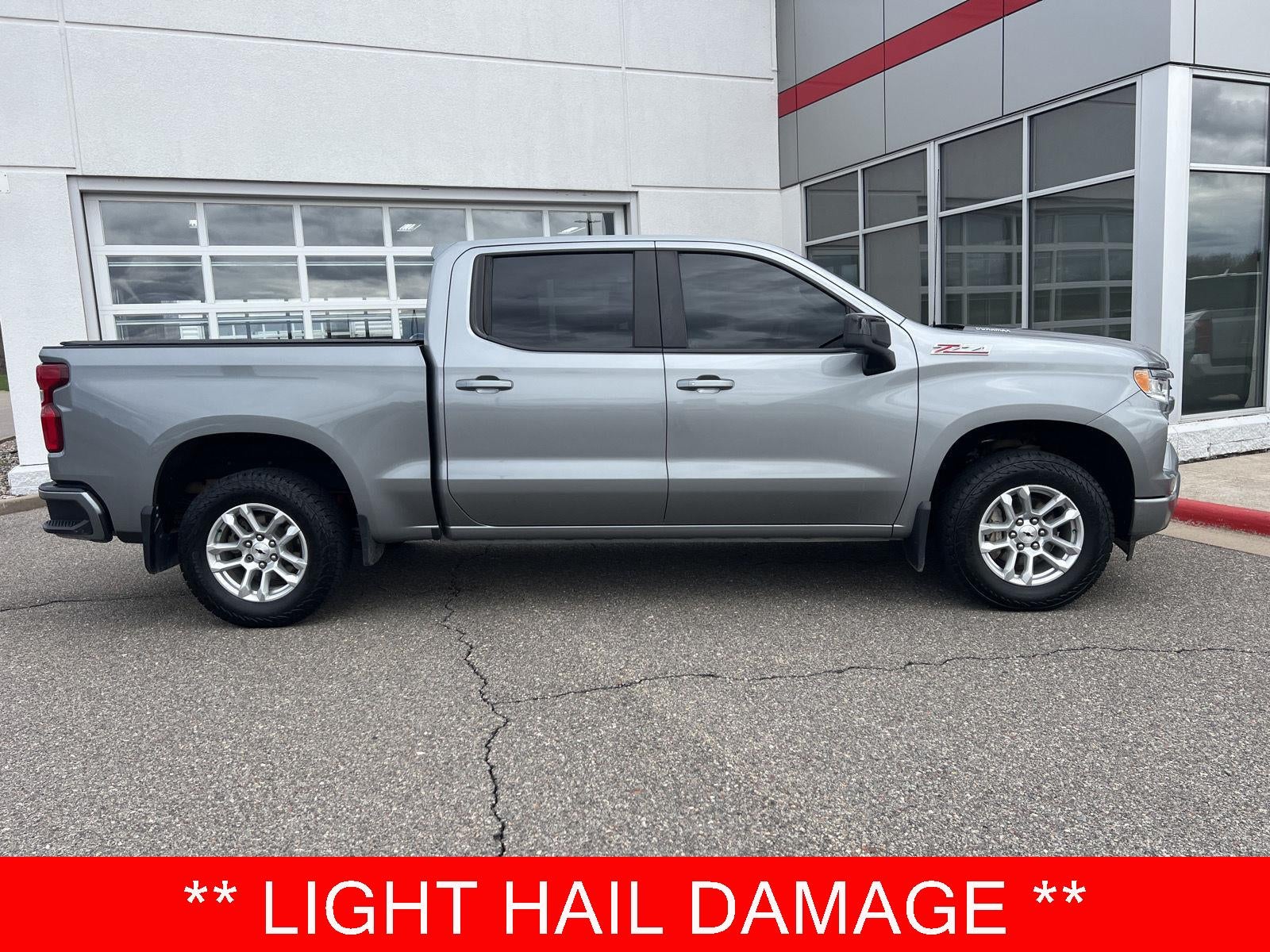 Sterling Gray Metallic 2023 Chevrolet Silverado 1500 RST Crew Cab 4WD Pickup Truck Four-Wheel Drive Automatic