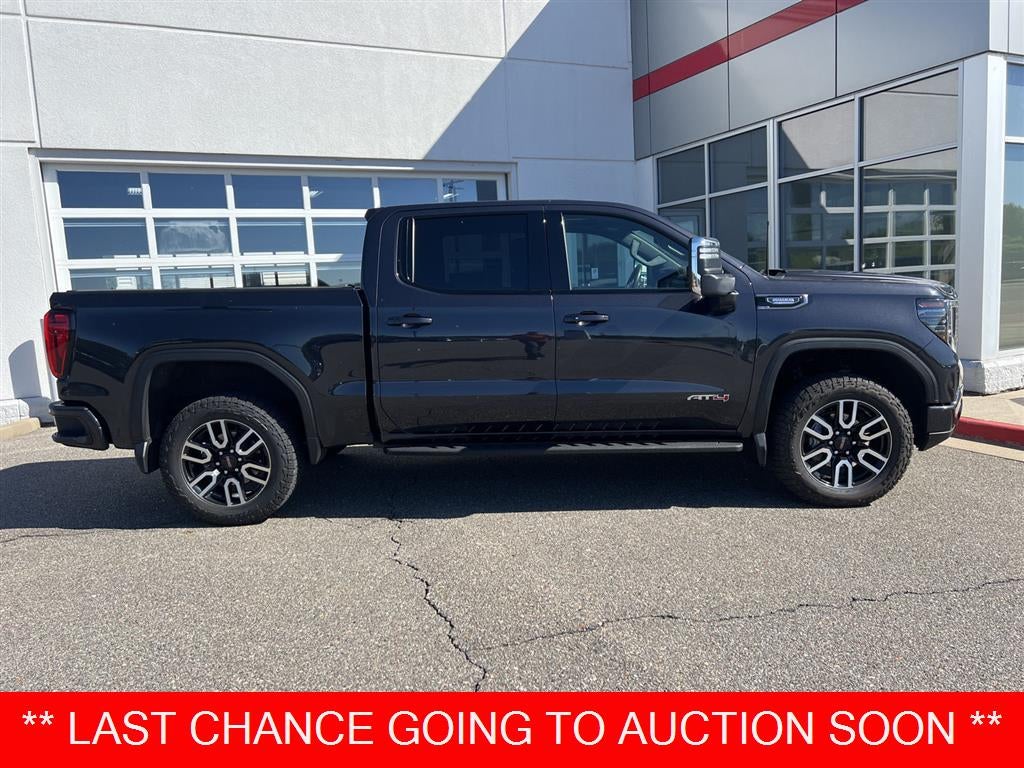  2024 GMC Sierra 1500 AT4 Crew Cab 4WD   