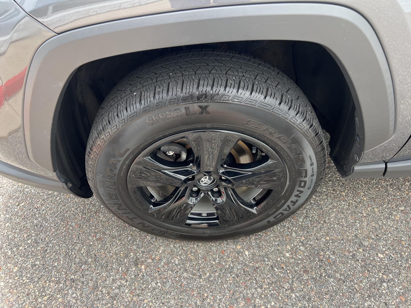 View vehicle photo 7