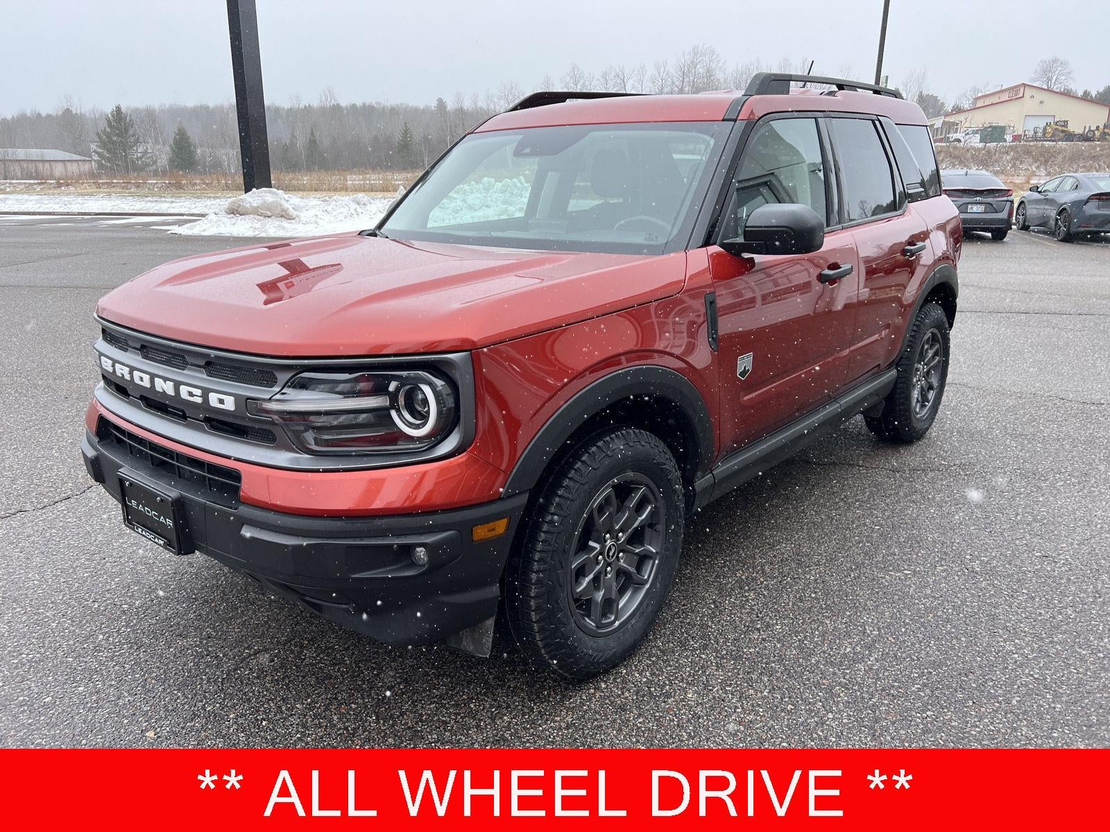 View vehicle photo 3