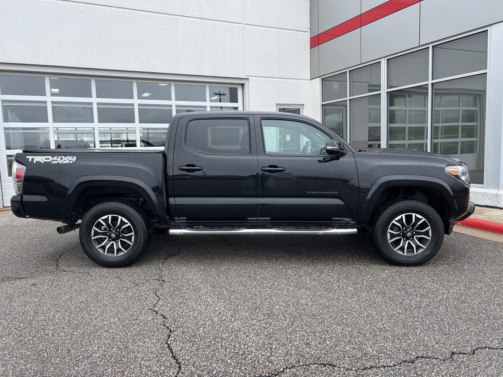 View vehicle photo 6