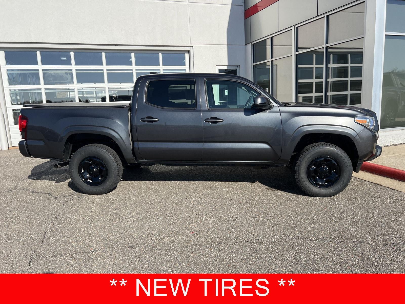  2023 Toyota Tacoma SR V6 Double Cab 4WD   