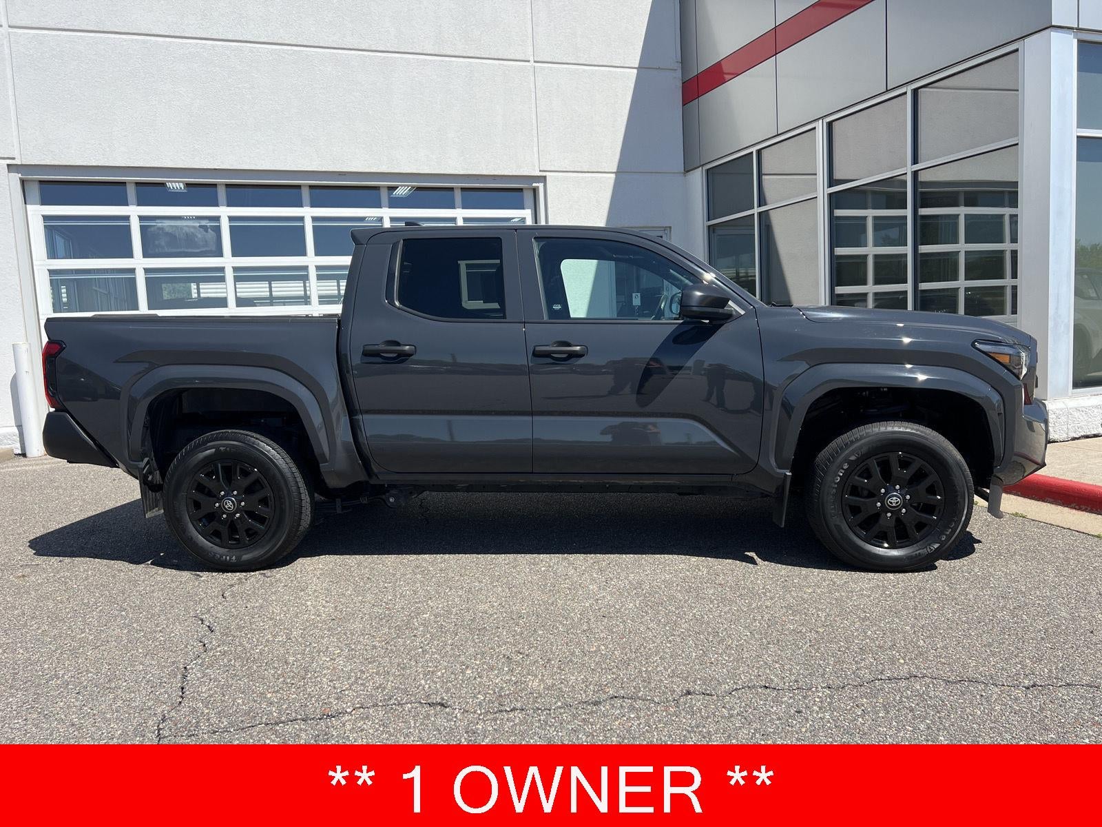  2024 Toyota Tacoma SR Double Cab 4WD   