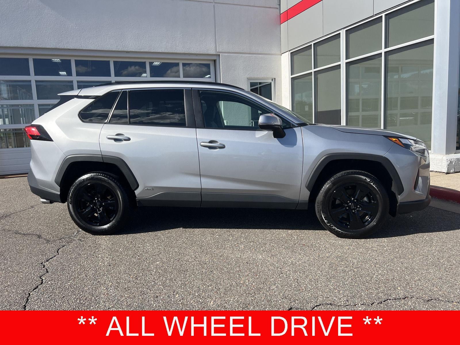  2025 Toyota RAV4 Hybrid XLE AWD   