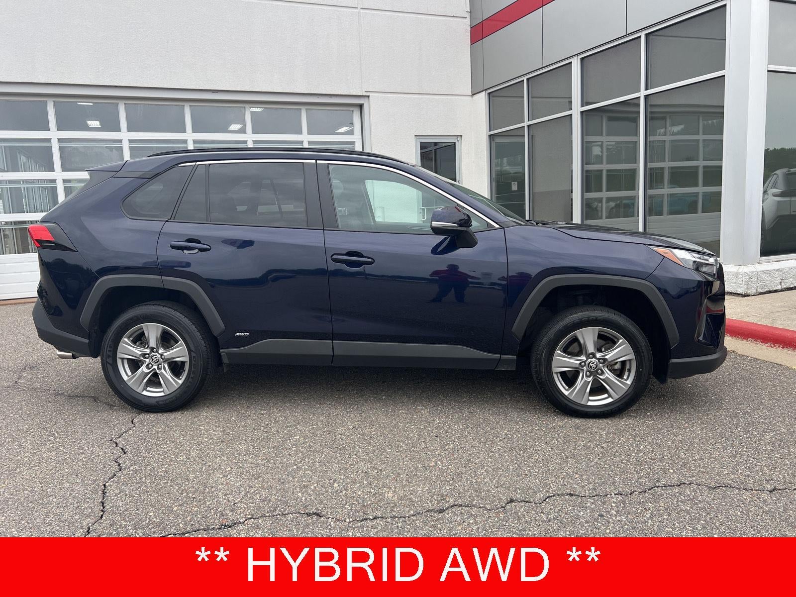  2024 Toyota RAV4 Hybrid XLE AWD   