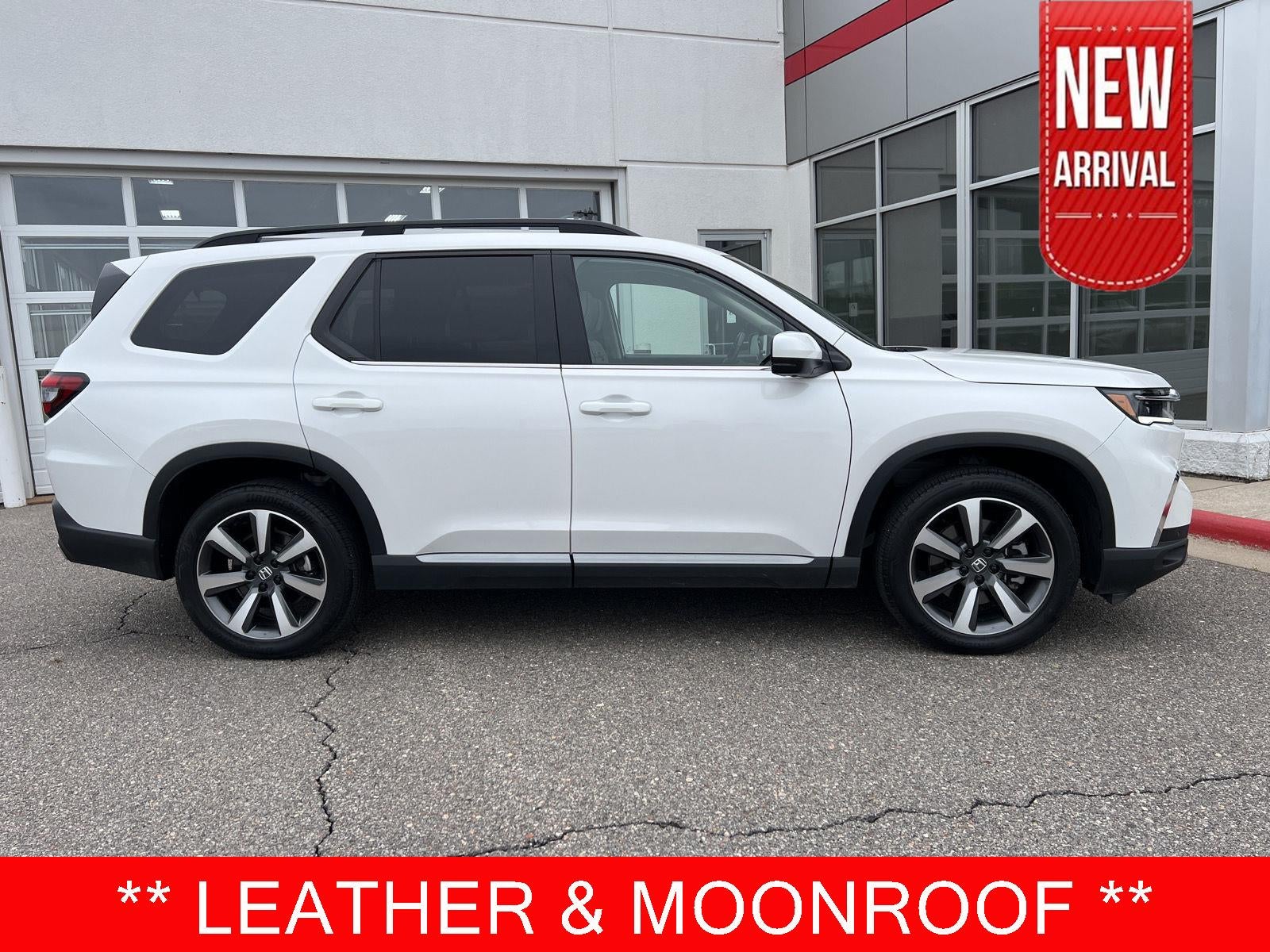  2025 Honda Pilot Elite AWD   