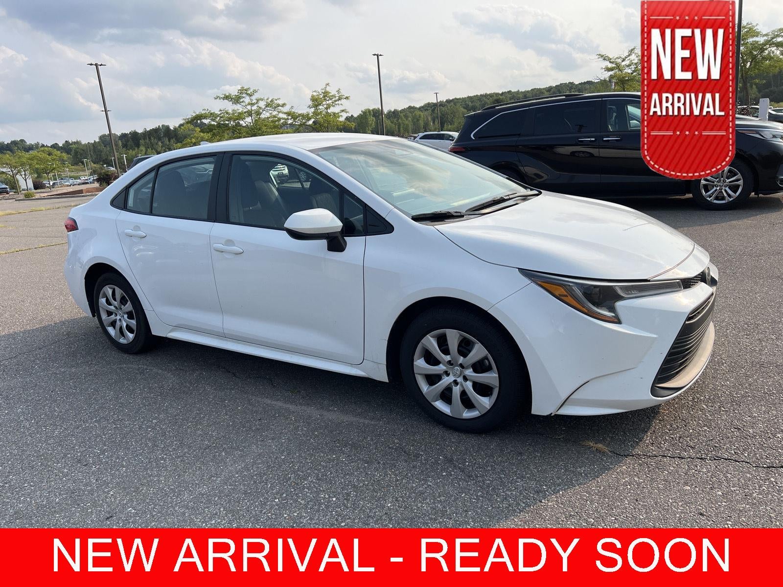  2024 Toyota Corolla LE FWD   