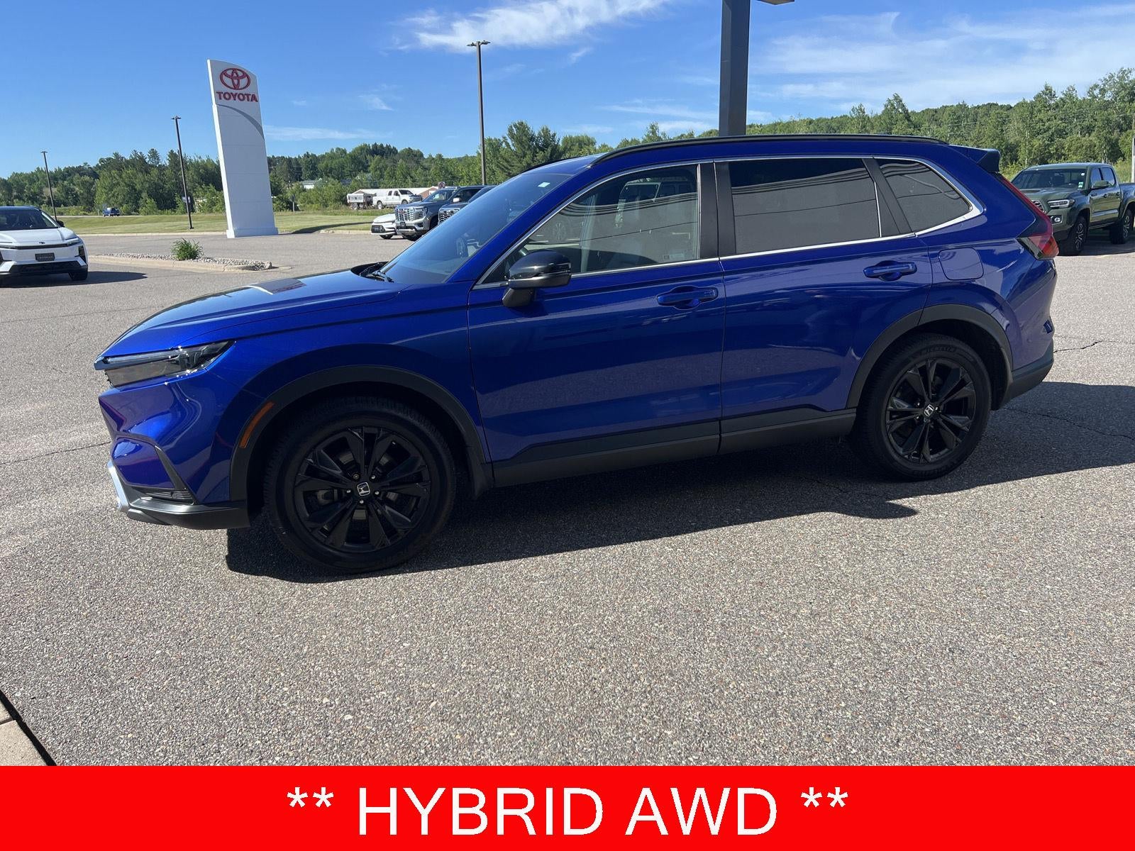 View vehicle photo 6