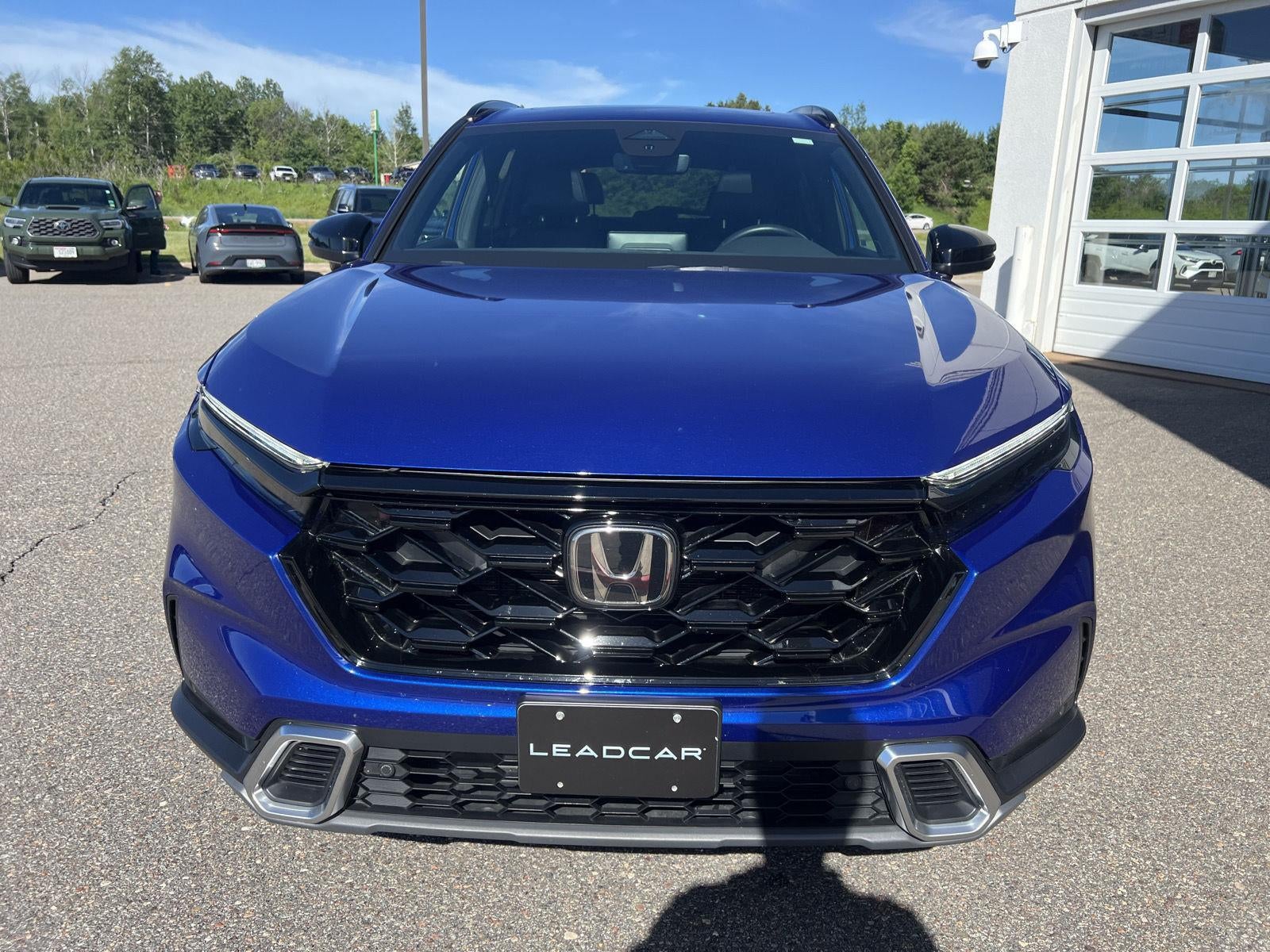 View vehicle photo 7
