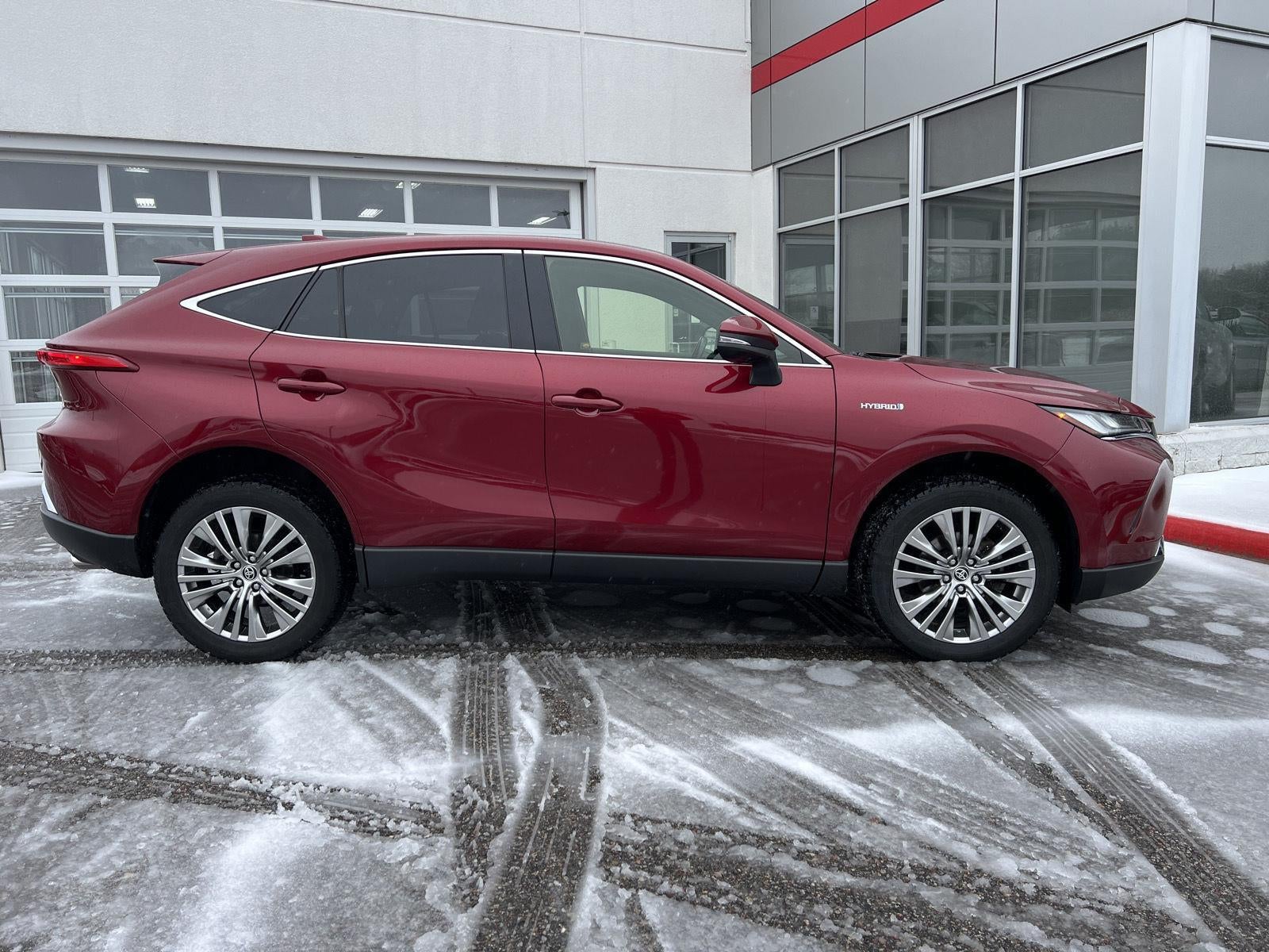 View vehicle photo 6