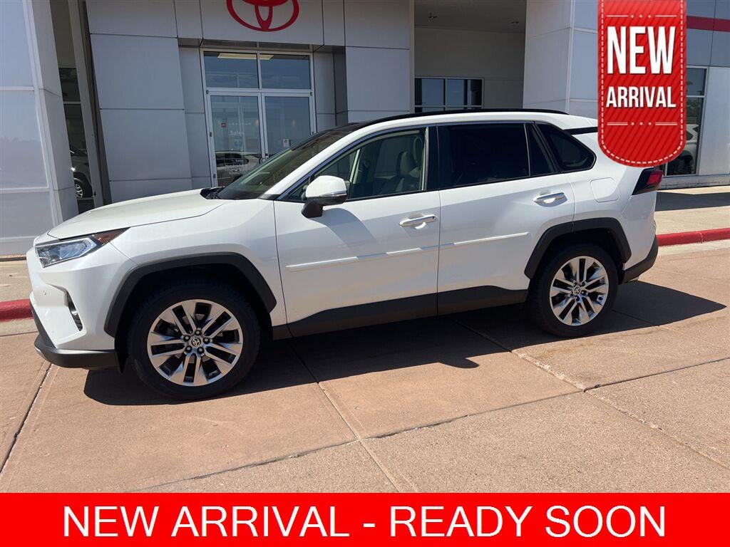 White (Blizzard Pearl) 2021 Toyota RAV4 SUV / Crossover All-Wheel Drive Automatic