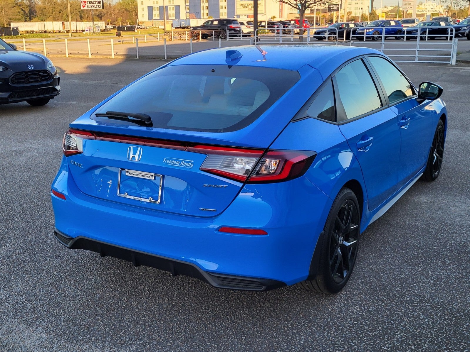 View vehicle photo 2