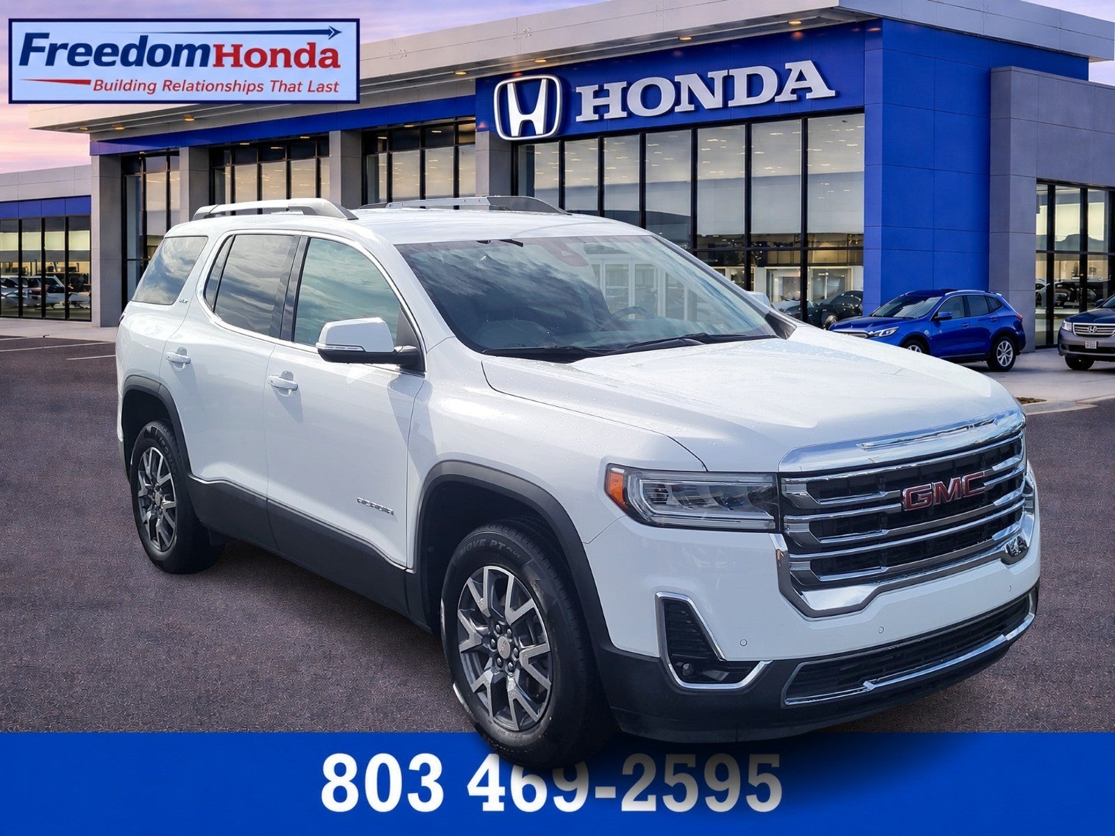 Summit White 2022 GMC Acadia SUV / Crossover Front-Wheel Drive Automatic