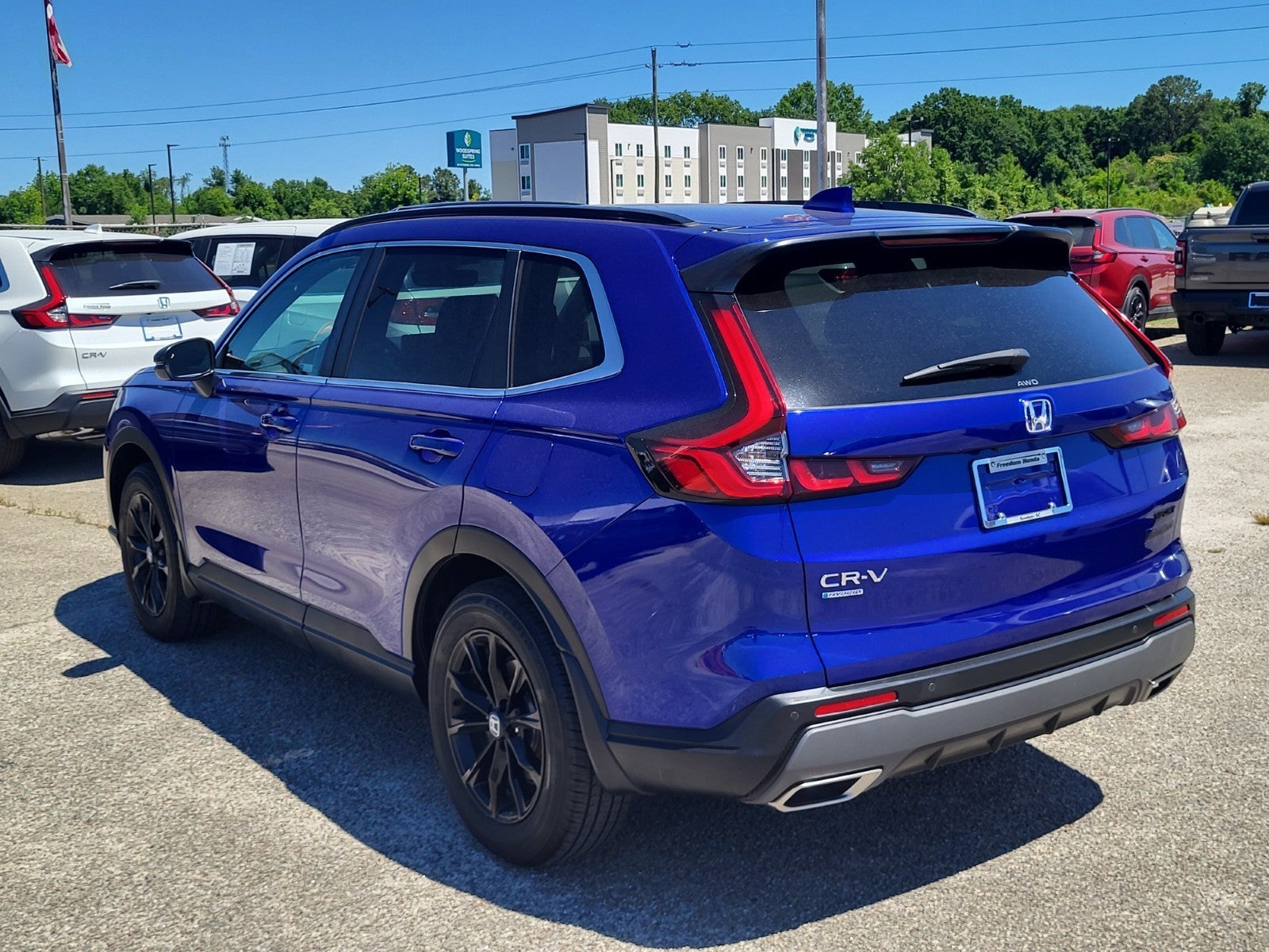 View vehicle photo 6