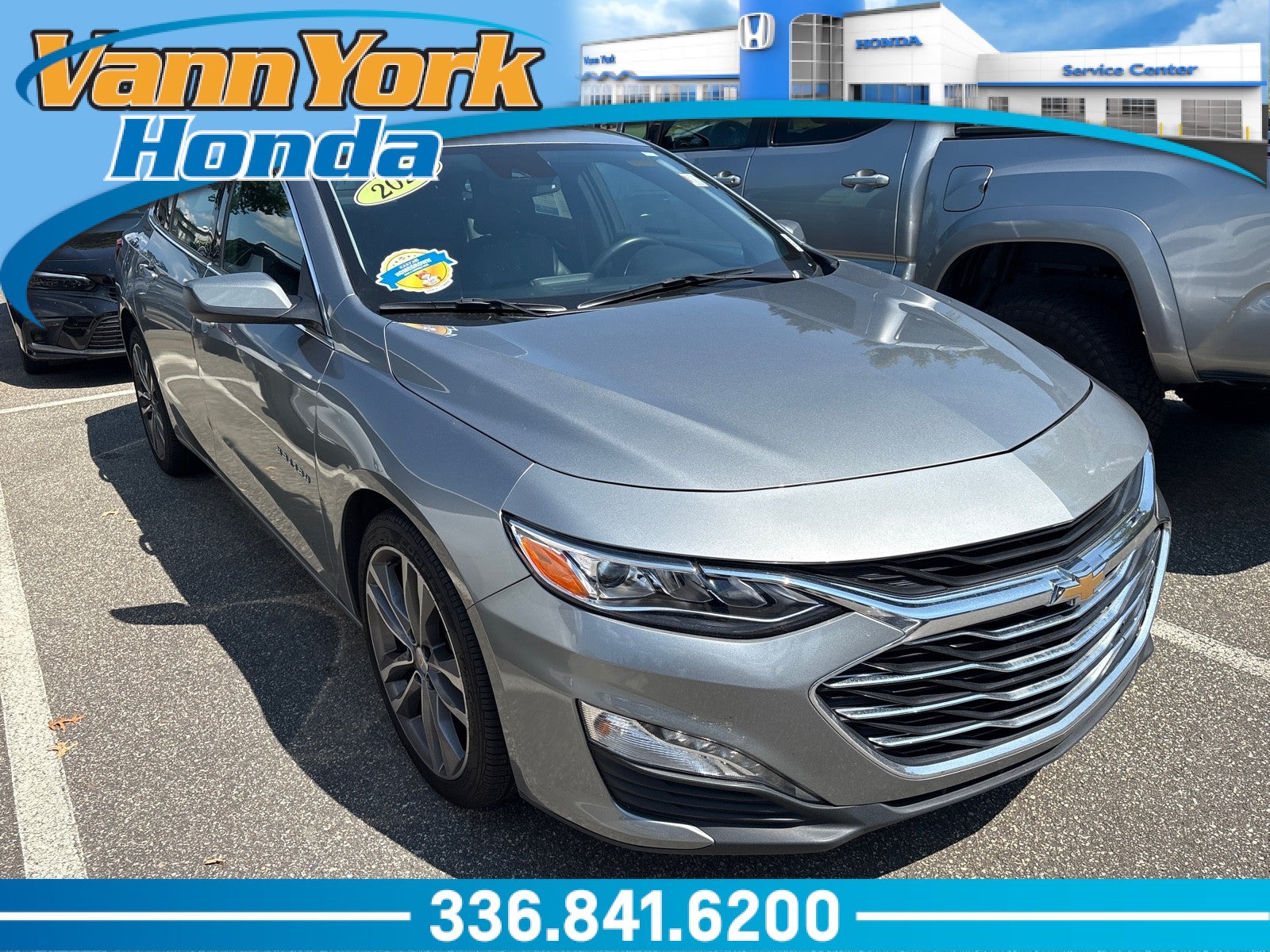 Sterling Gray Metallic 2024 Chevrolet Malibu Sedan Front-Wheel Drive Automatic
