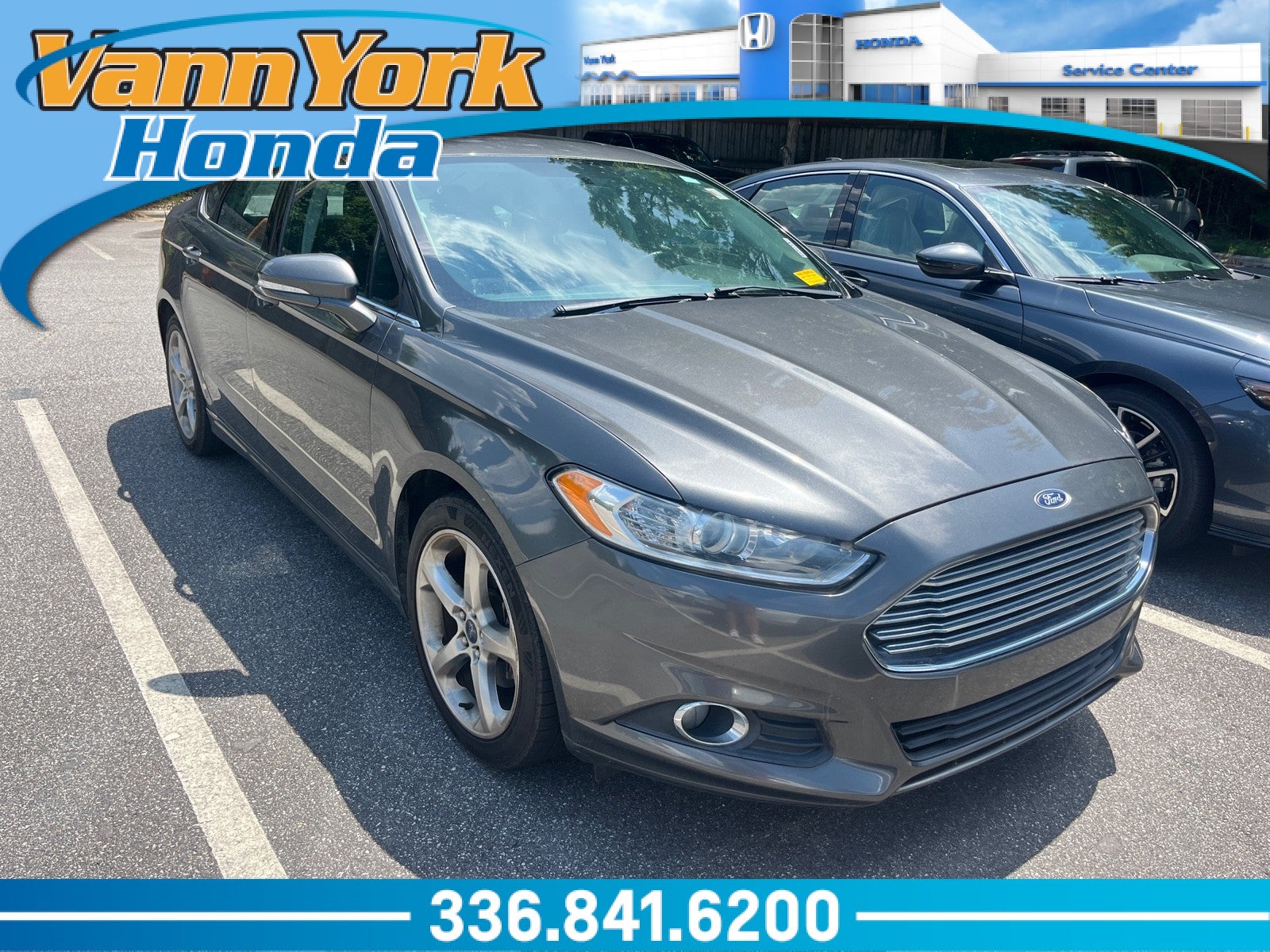 Tectonic [Gray] 2015 Ford Fusion Sedan Front-Wheel Drive Automatic