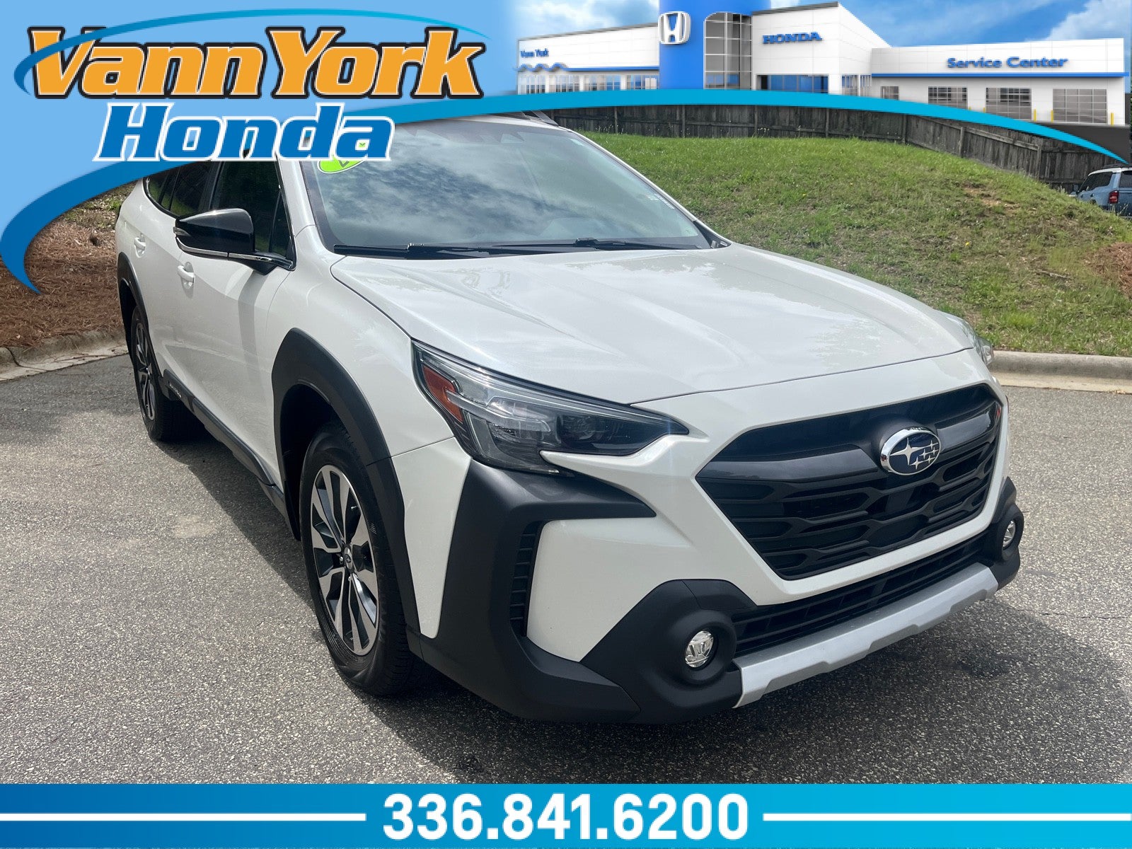 Crystal White Pearl 2024 Subaru Outback Limited XT AWD SUV / Crossover All-Wheel Drive Automatic