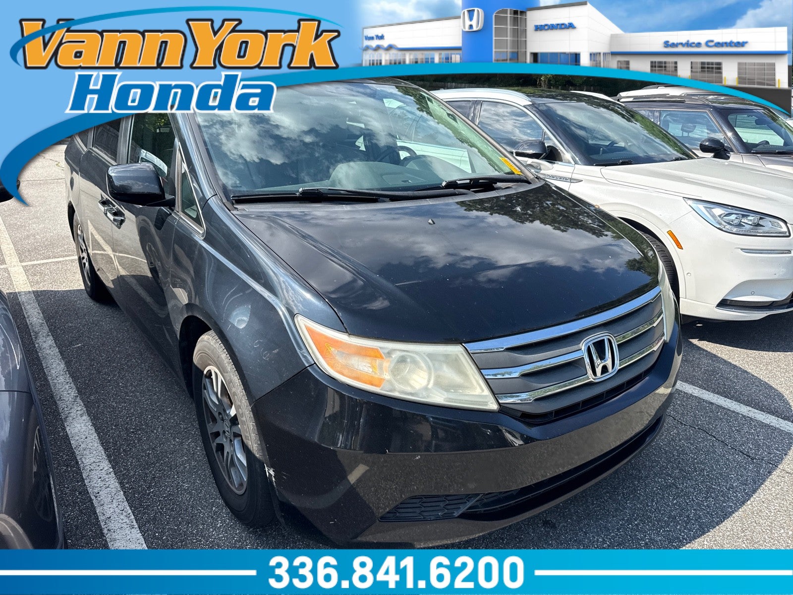 Black 2013 Honda Odyssey Minivan Front-Wheel Drive Automatic