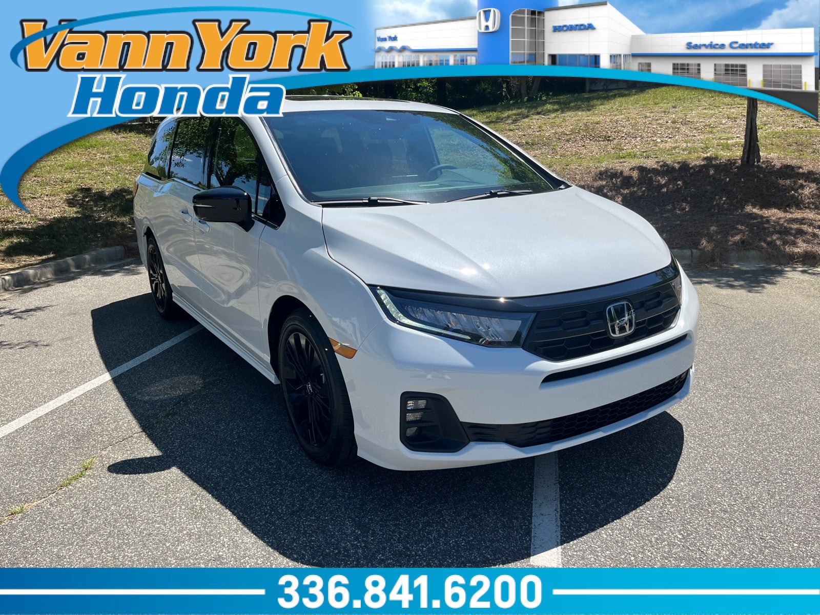 Platinum White Pearl 2026 Honda Odyssey Minivan Front-Wheel Drive Automatic