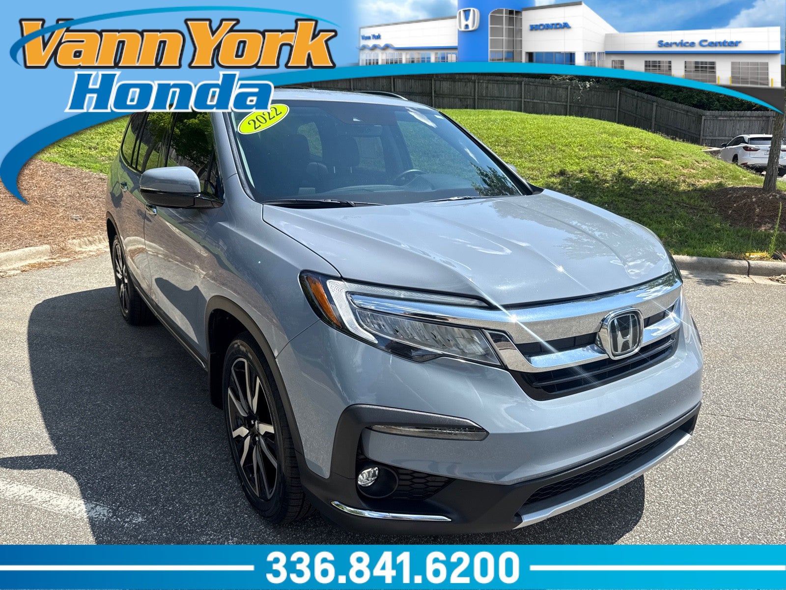 Gray 2022 Honda Pilot SUV / Crossover Front-Wheel Drive Automatic