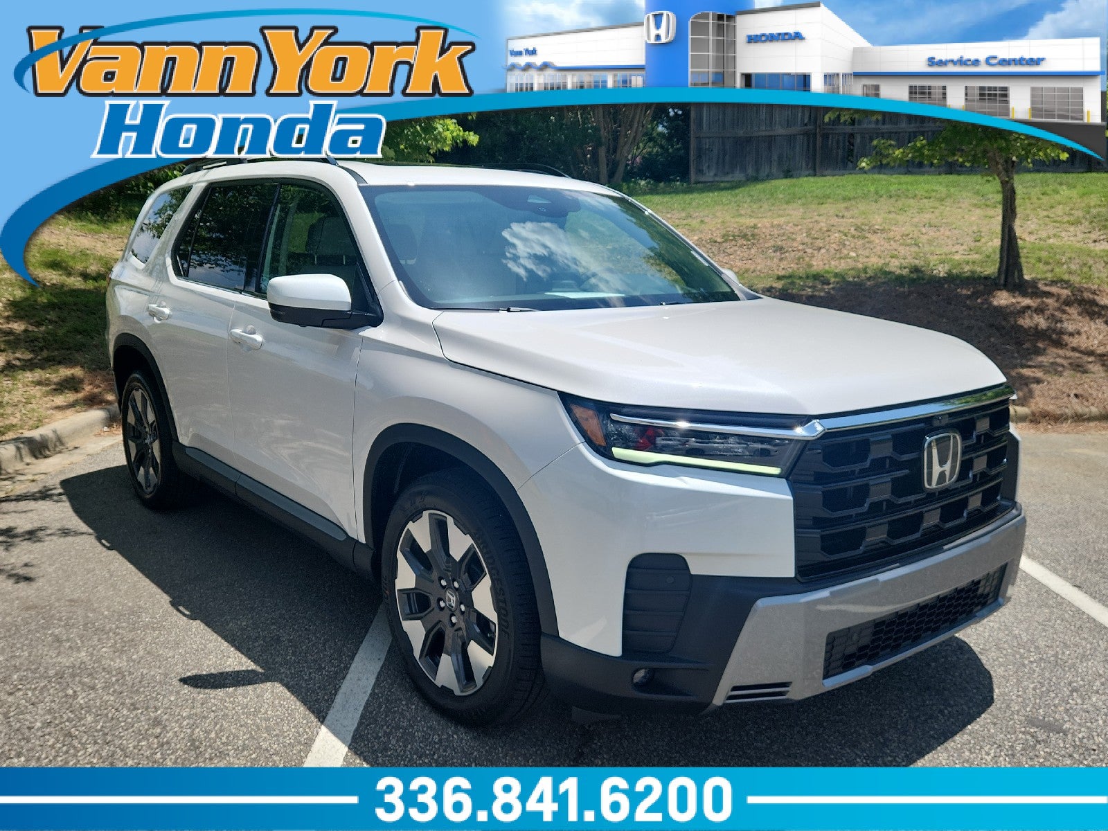 Platinum White 2026 Honda Pilot SUV / Crossover All-Wheel Drive Automatic
