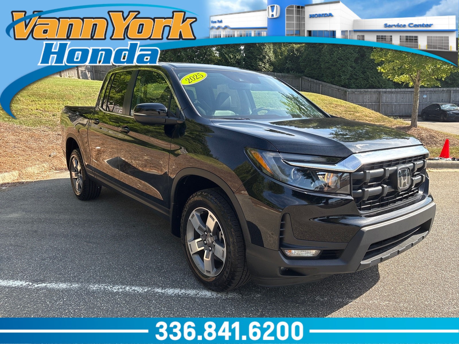 Radiant Red Metal 2025 Honda Ridgeline Pickup Truck All-Wheel Drive Automatic