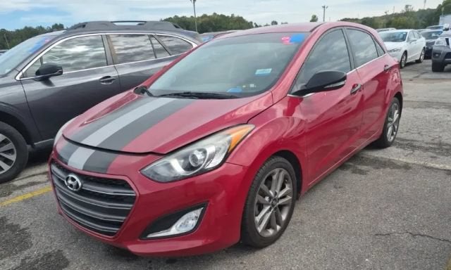 2016 Hyundai Elantra GT Standard / Standard w/ Style Pkg, Standard w/ Tech Pkg