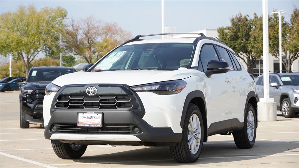 View vehicle photo 4